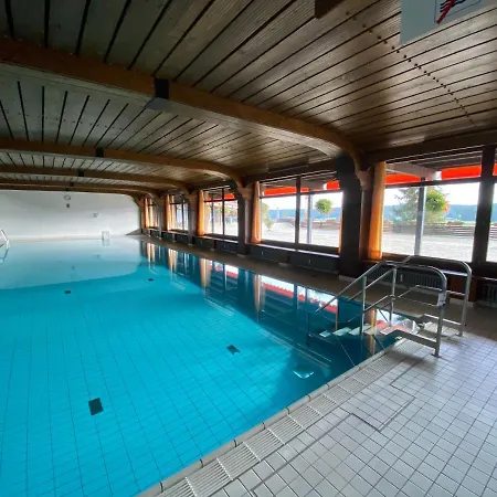 アパート Blackforest Loft - Panoramablick Schwarzwald ショナッハ
